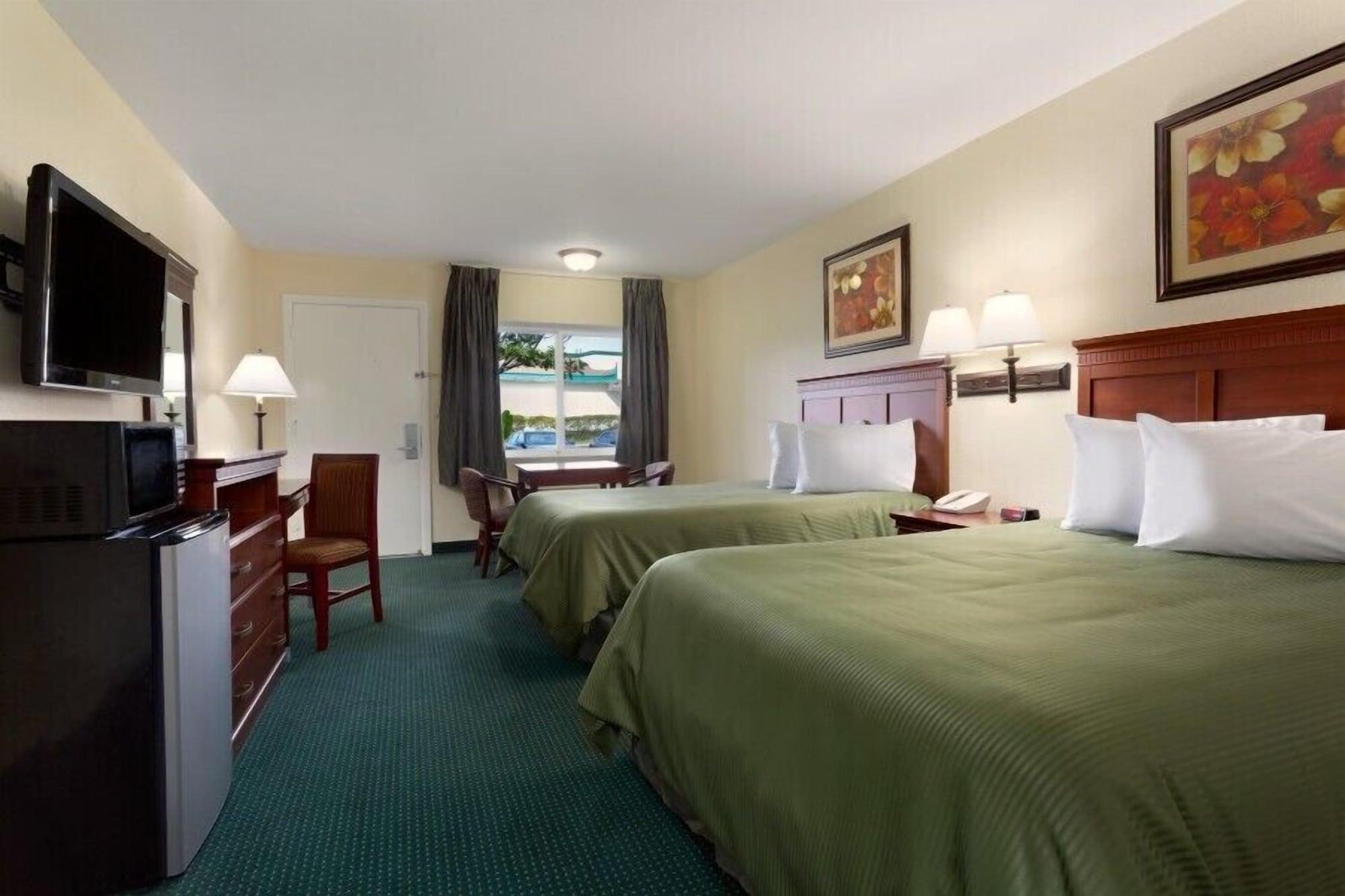 Travelodge By Wyndham Orange County Airport/ Costa Mesa Eksteriør billede