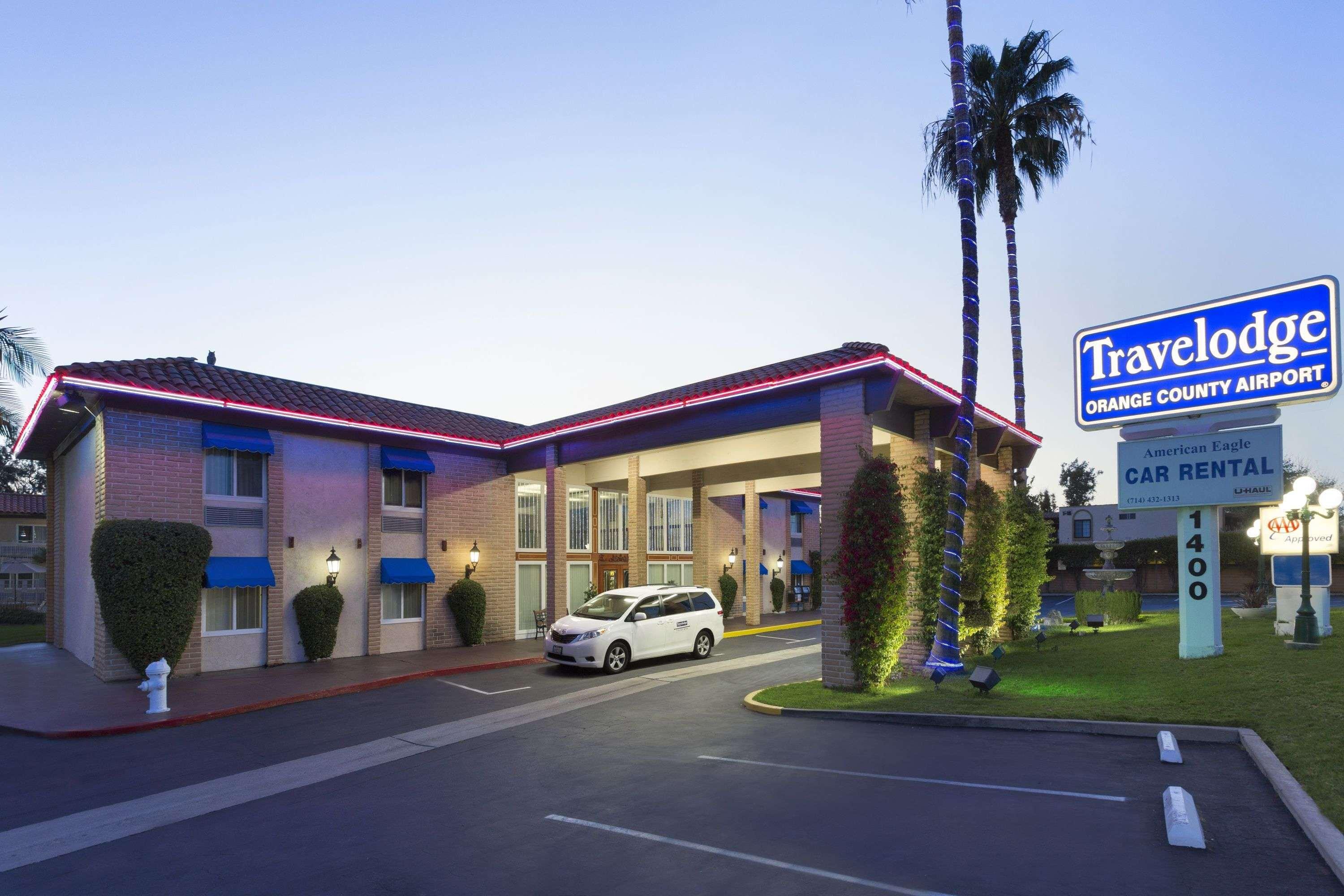 Travelodge By Wyndham Orange County Airport/ Costa Mesa Eksteriør billede