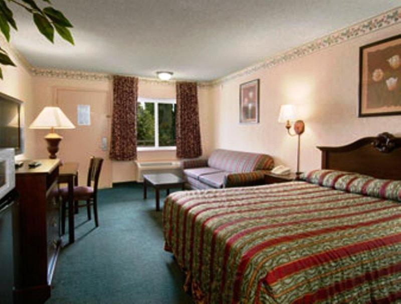 Travelodge By Wyndham Orange County Airport/ Costa Mesa Eksteriør billede